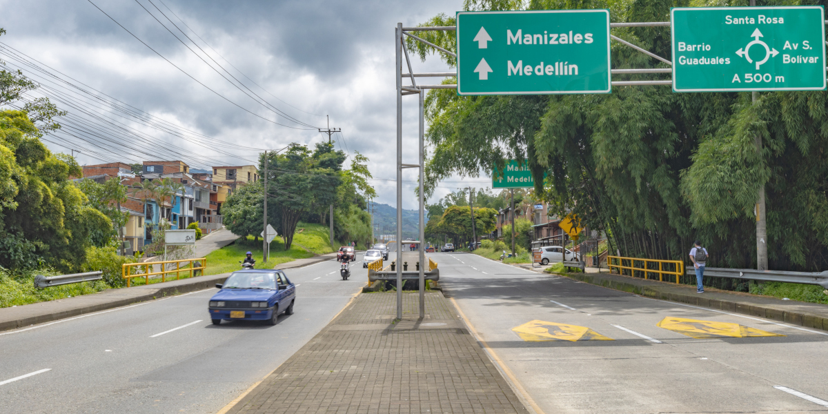 Av. Ferrocarril (Antes/Después)
