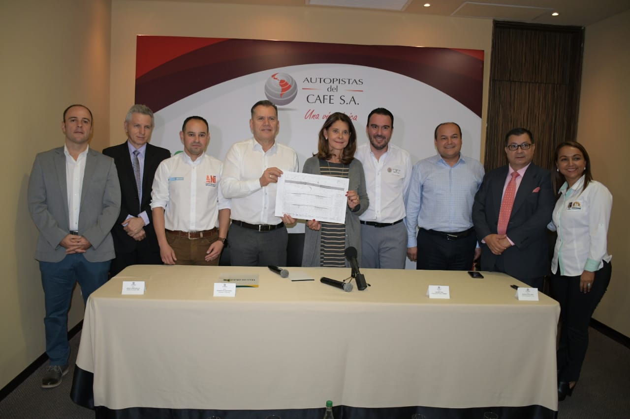 Autopistas del Café entrega los estudios y diseños del puente de la glorieta de Postobón en Dosquebradas